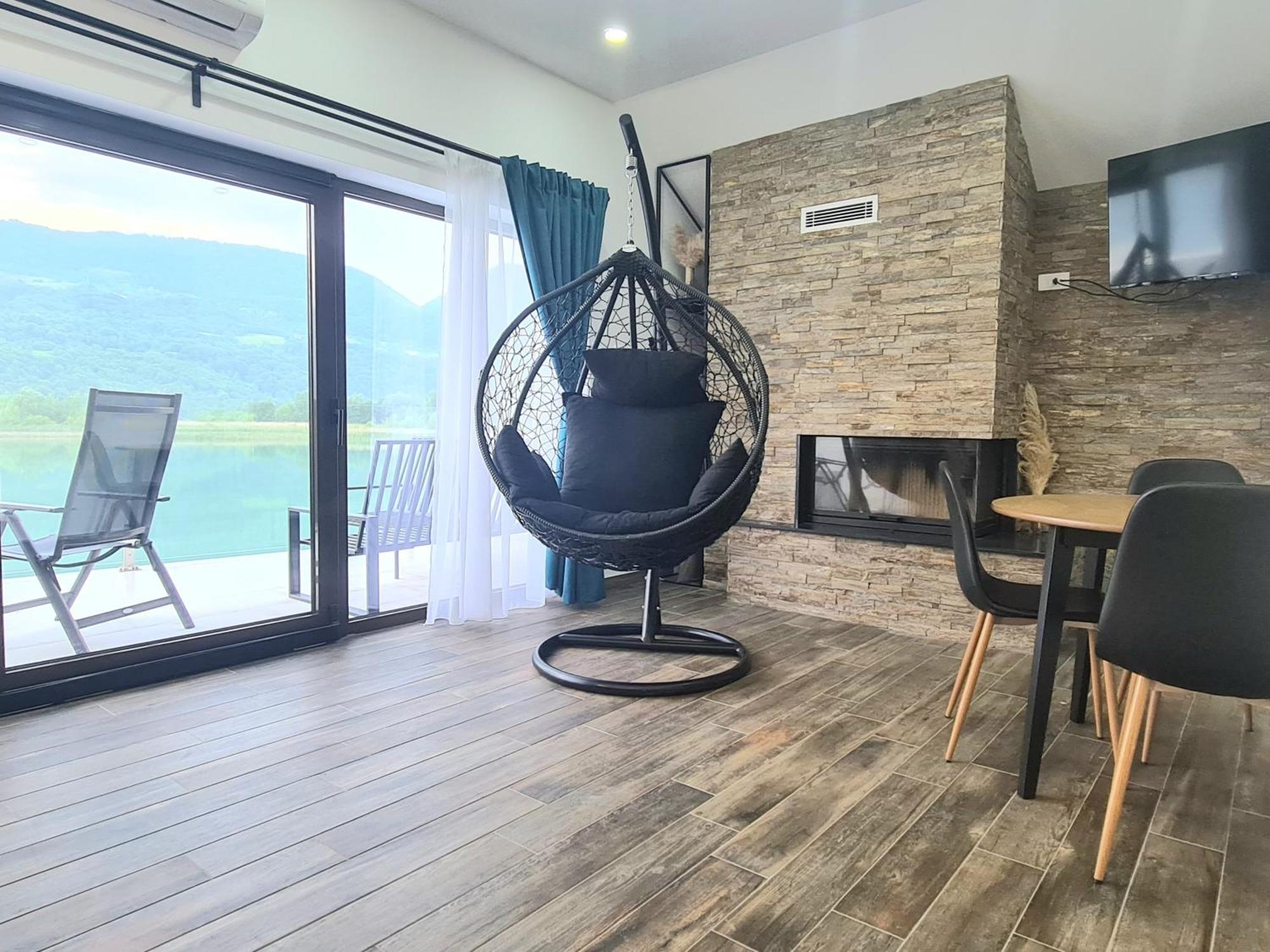 Montekarlo Na Drini Bed and Breakfast Mali Zvornik Εξωτερικό φωτογραφία